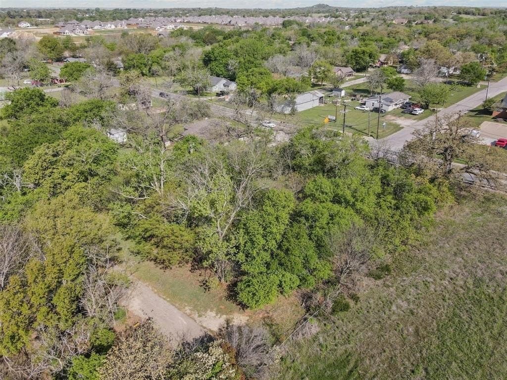 0.32 acres in Johnson County - photo 16