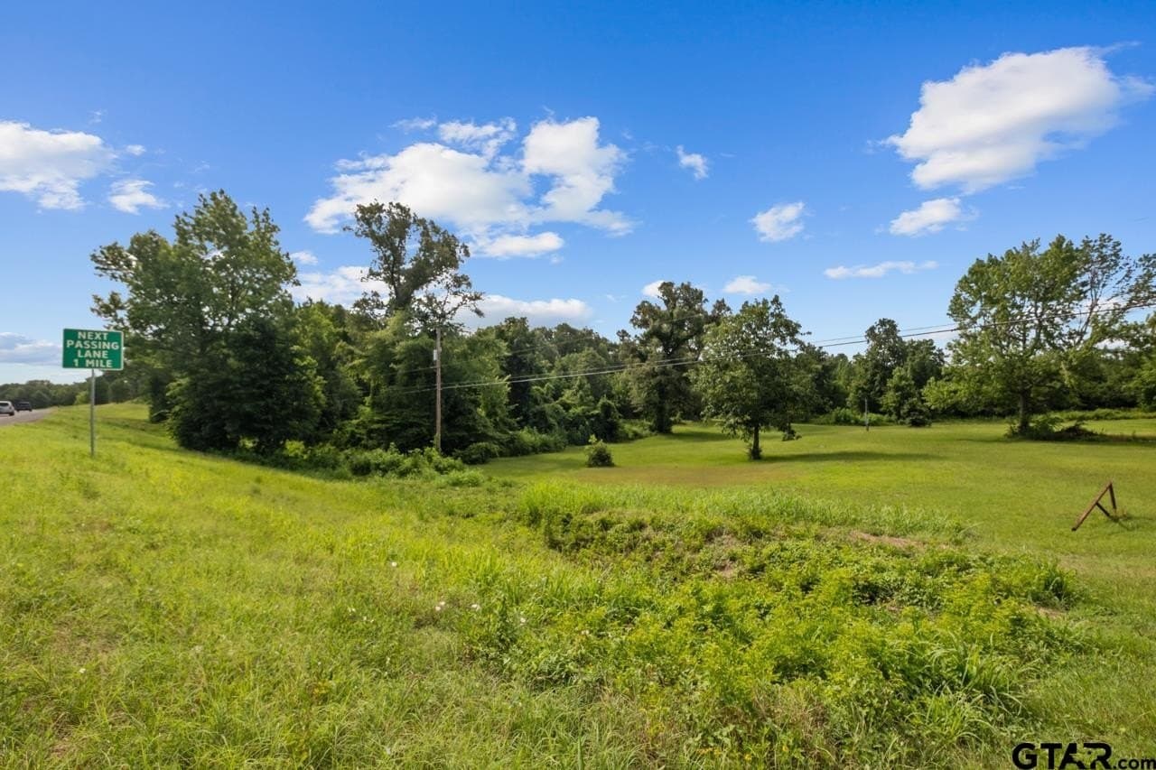 12.7 acres in Smith County - photo 17