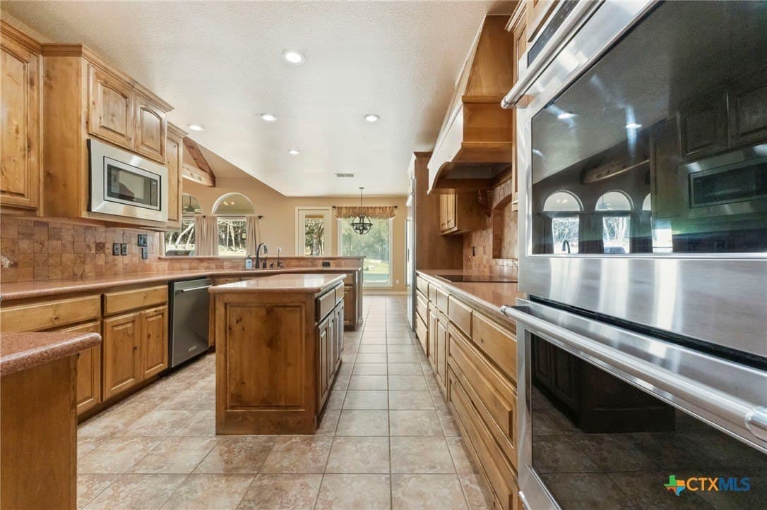 18.74 acres in Hays County - photo 11