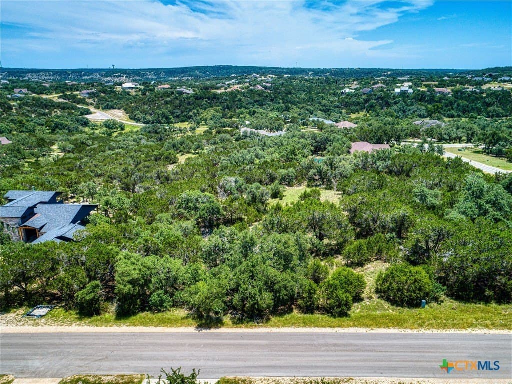 1.02 acres in Comal County - photo 9