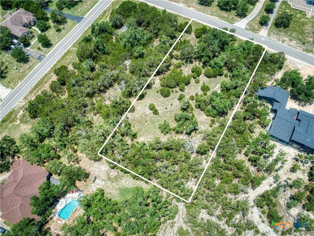 1.02 acres in Comal County - photo 5