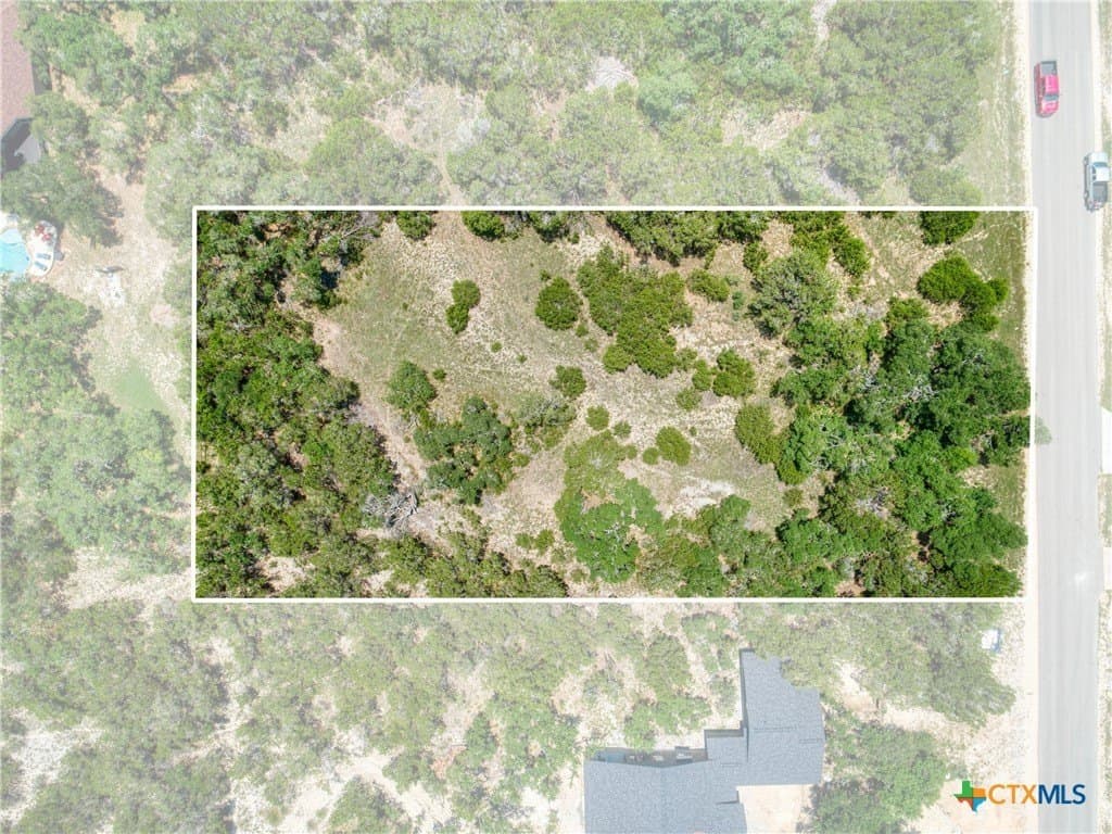 1.02 acres in Comal County - photo 12