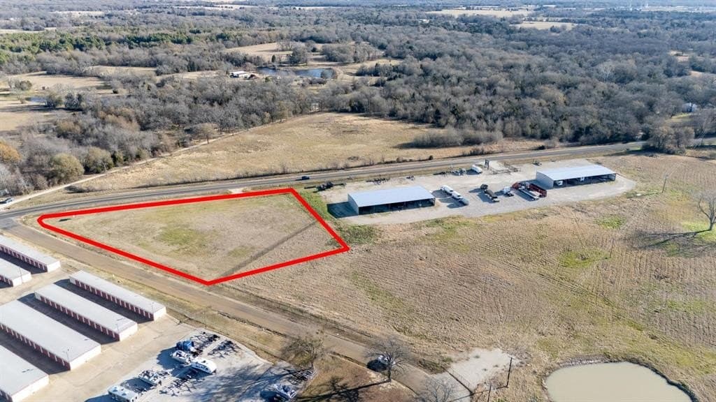 2.43 acres in Henderson County - photo 4