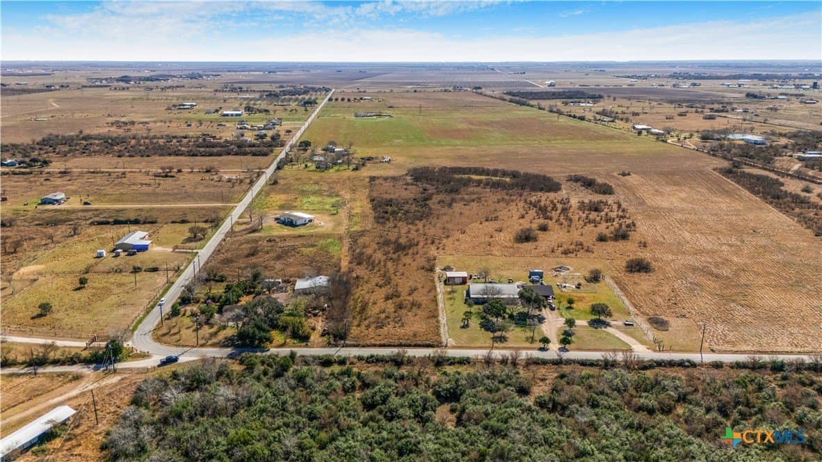 7.38 acres in Victoria County - photo 2