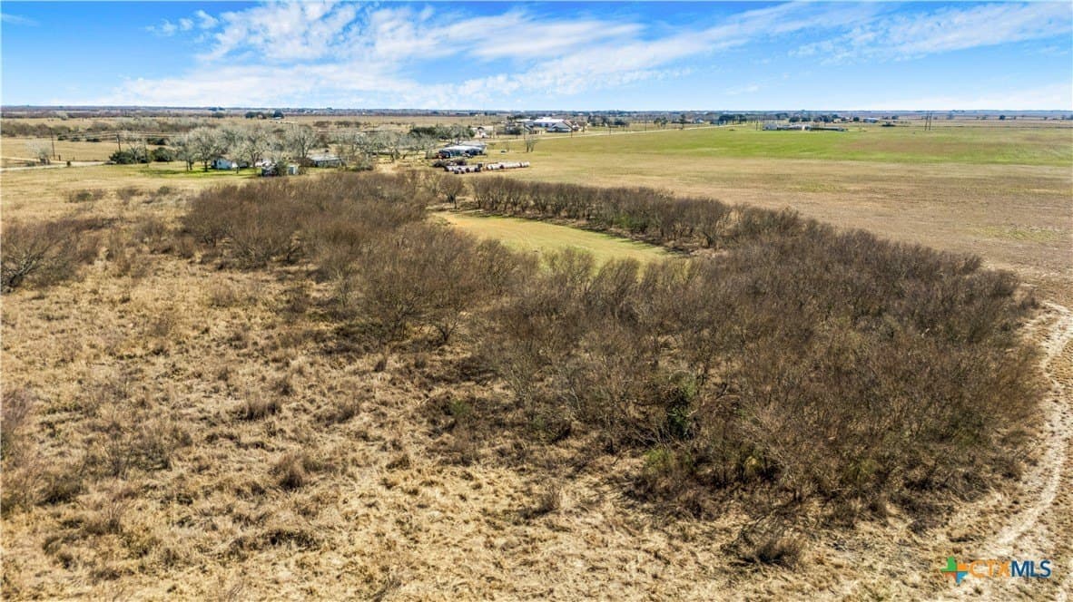 7.38 acres in Victoria County - photo 8