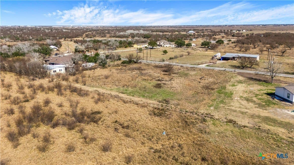 7.38 acres in Victoria County - photo 10