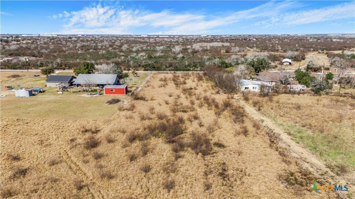 7.38 acres in Victoria County - photo 11