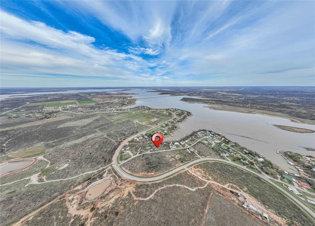 0.37 acres in Stephens County - photo 4