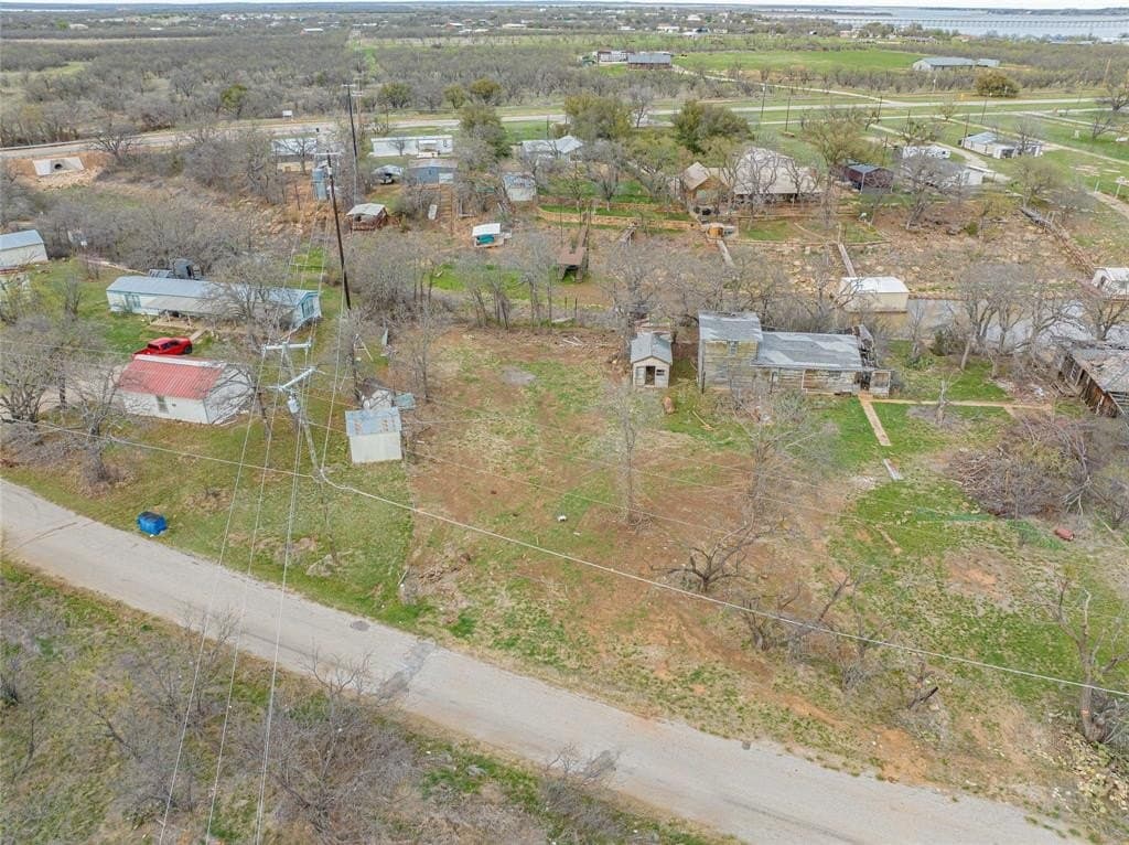 0.37 acres in Stephens County - photo 9