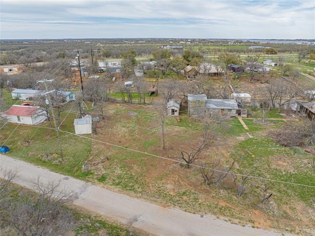 0.37 acres in Stephens County - photo 10