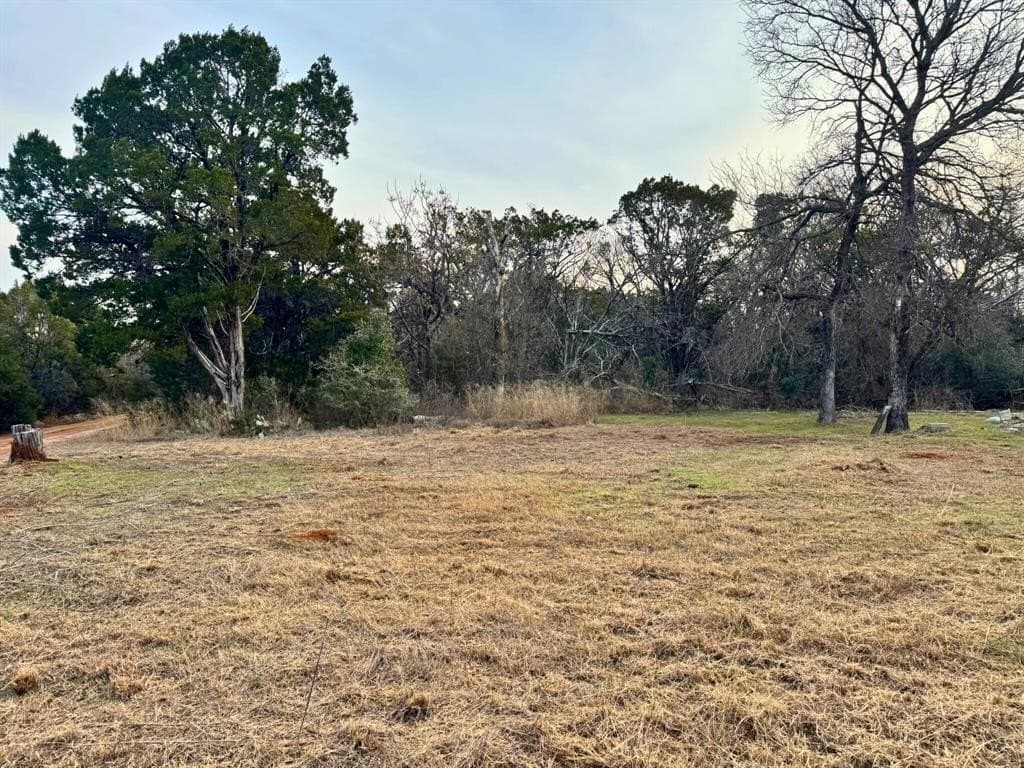 1 acres in McLennan County - photo 3
