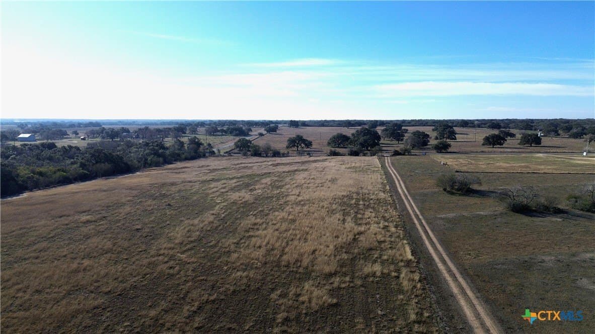 165.24 acres in Goliad County - photo 7