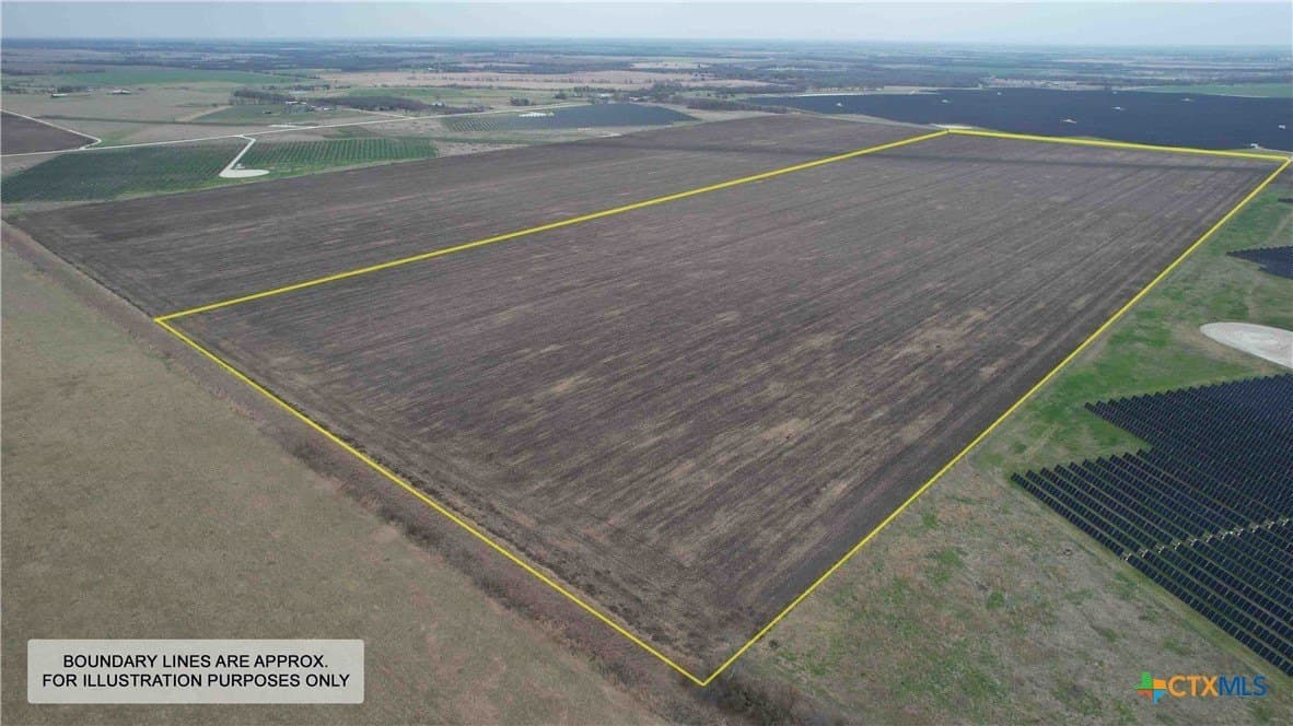 72.8 acres in Falls County - photo 3