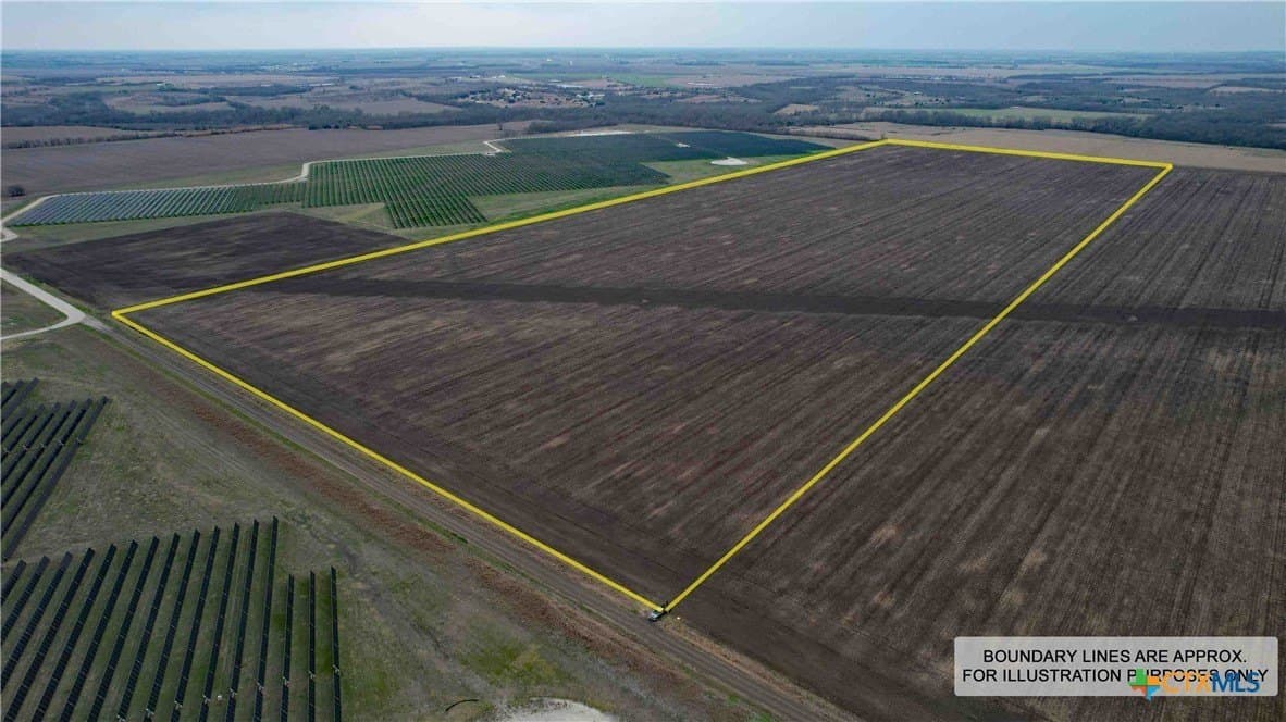 72.8 acres in Falls County - photo 2