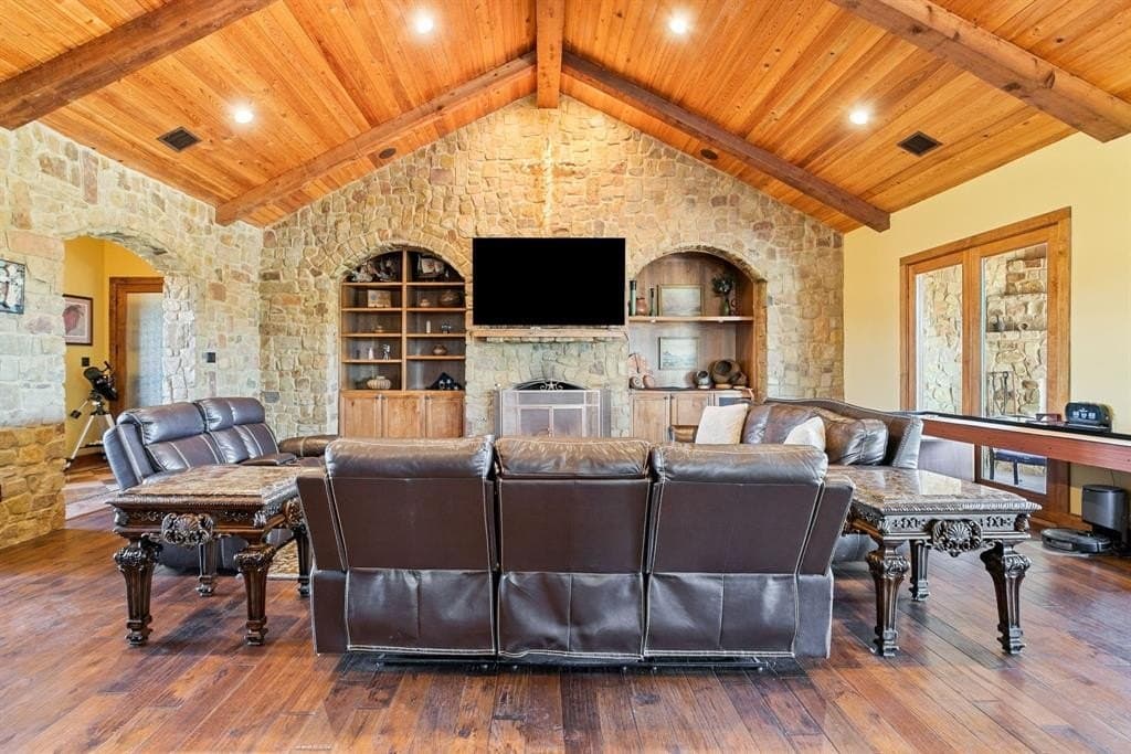 91 acres in Hill County - photo 8