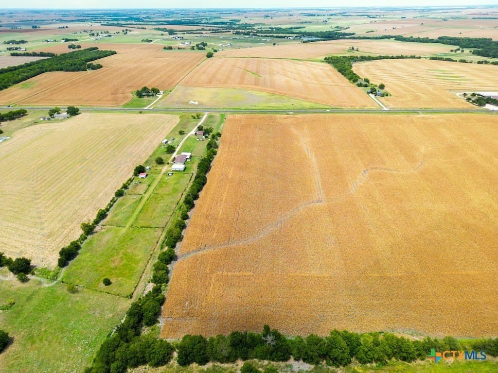 10.73 acres in Bell County - photo 3