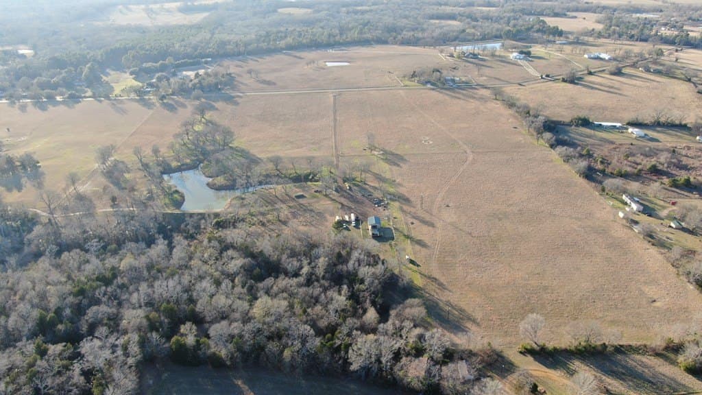 59.56 acres in Henderson County - photo 24