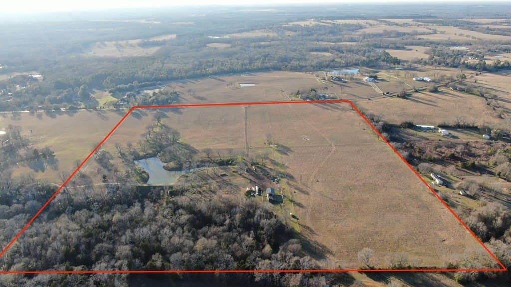 59.56 acres in Henderson County - photo 2