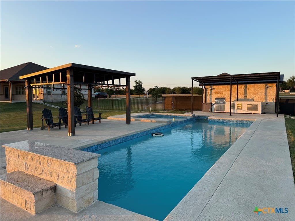 0.52 acres in Hays County - photo 12