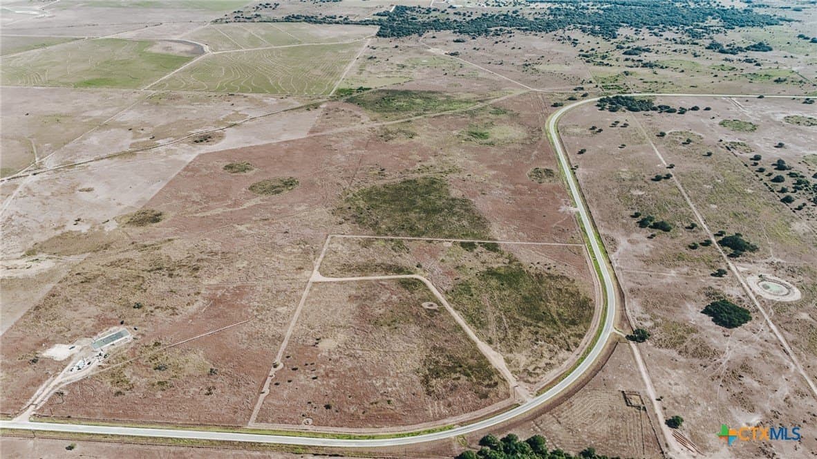 65.29 acres in Victoria County - photo 4