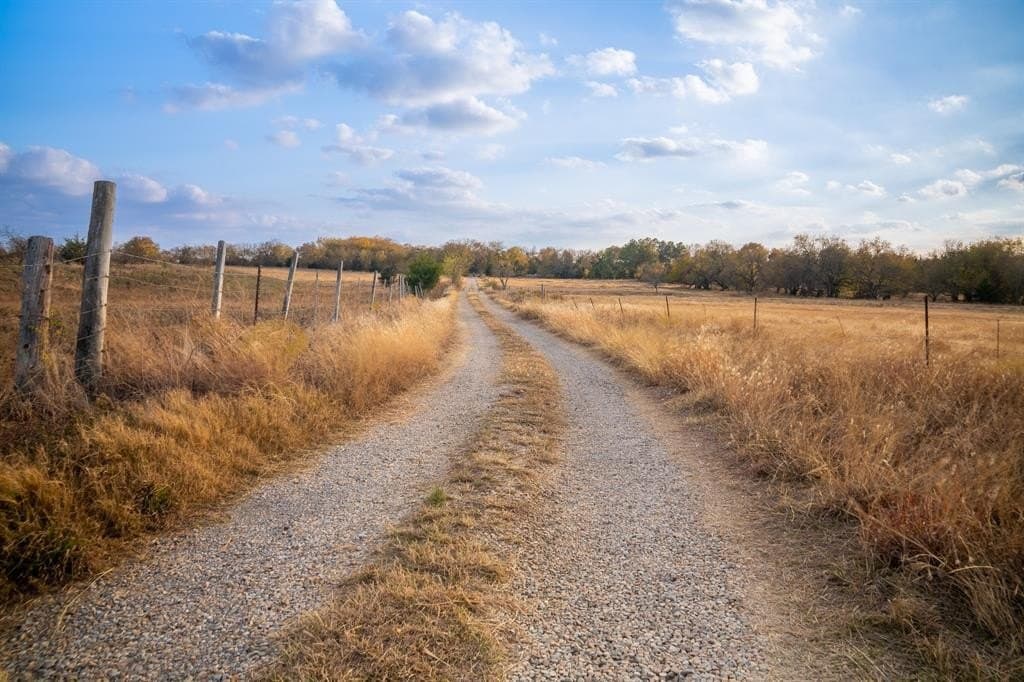 51.88 acres in Hunt County - photo 35