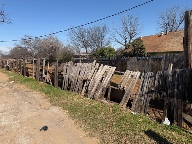 1.08 acres in Tarrant County - photo 11
