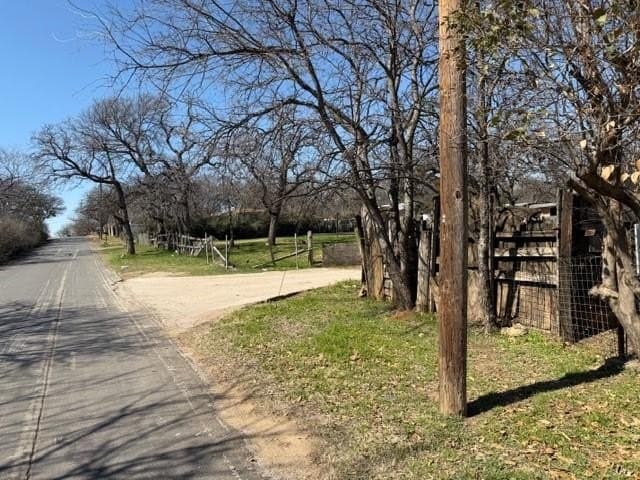 1.08 acres in Tarrant County - photo 13
