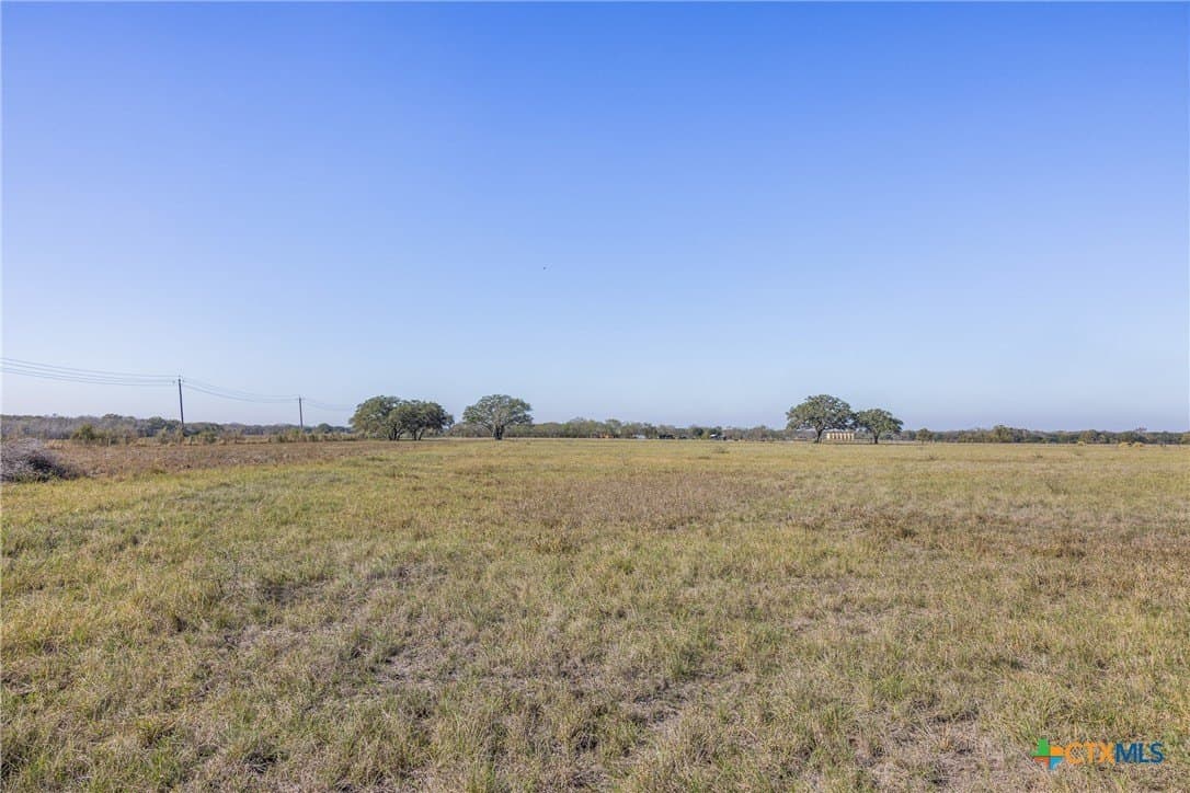10.01 acres in Gonzales County - photo 12