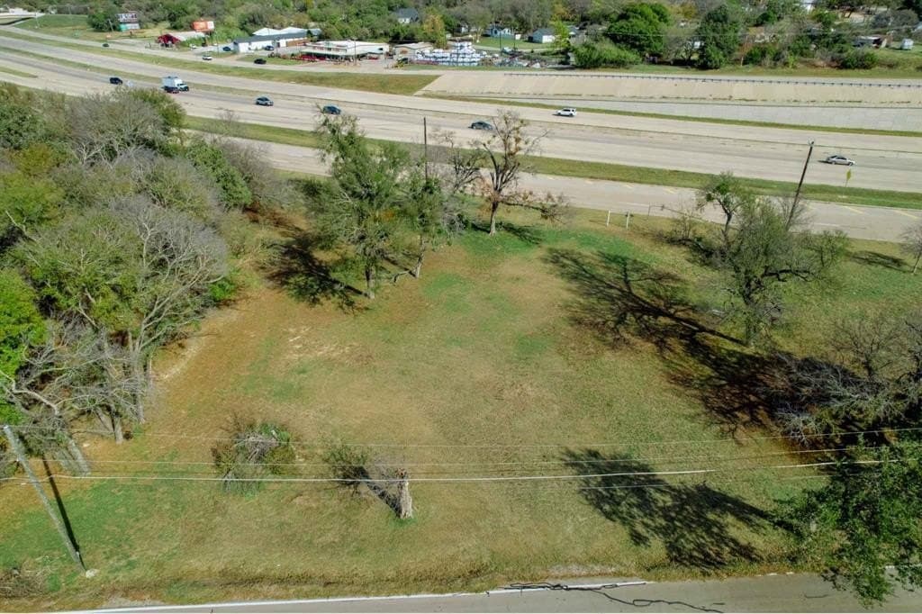 1.8 acres in Tarrant County - photo 8