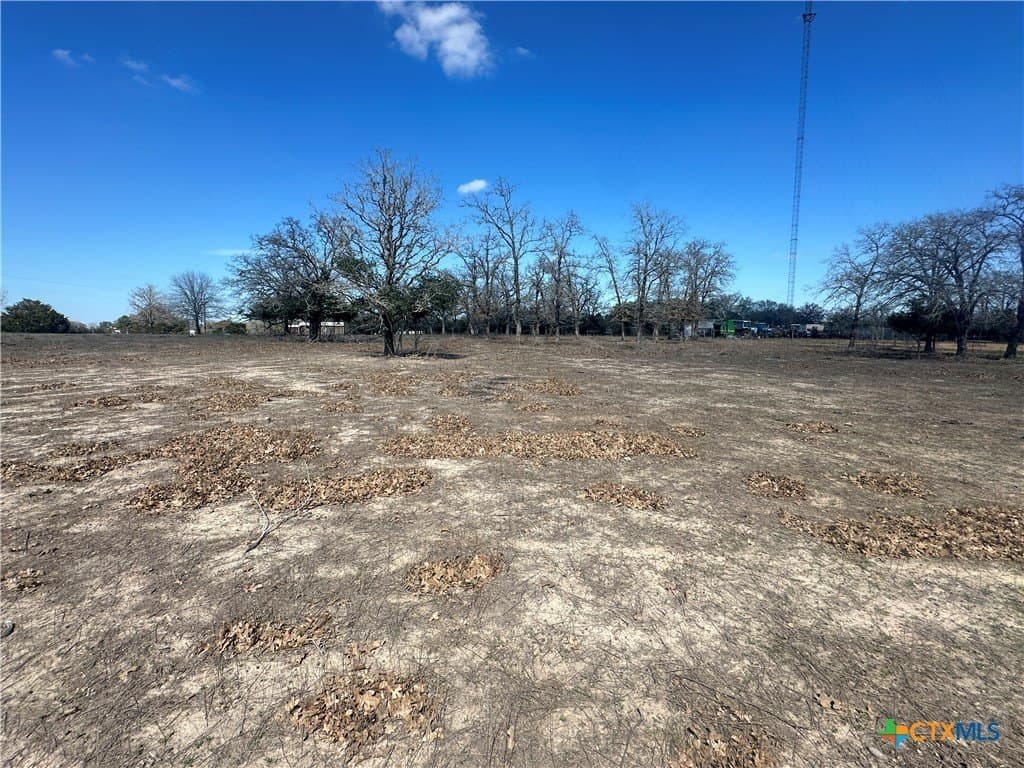 W I 10 Frontage Road lot: 8-10