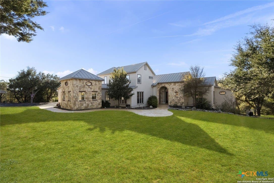 15 acres in Comal County - photo 4