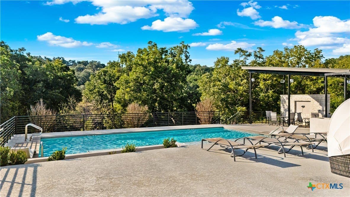 1.46 acres in Comal County - photo 11