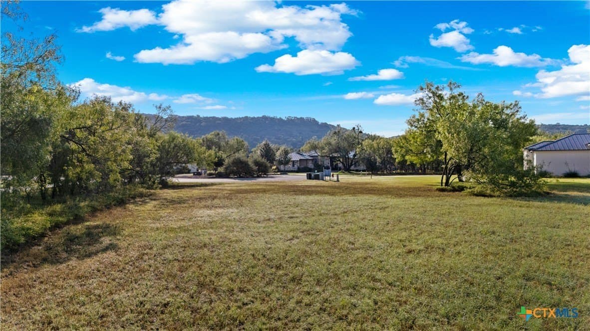1.46 acres in Comal County - photo 5
