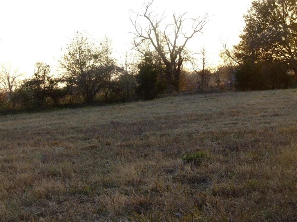 10.55 acres in Kaufman County - photo 17