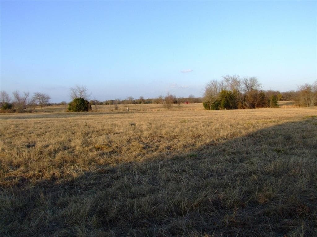 10.55 acres in Kaufman County - photo 16