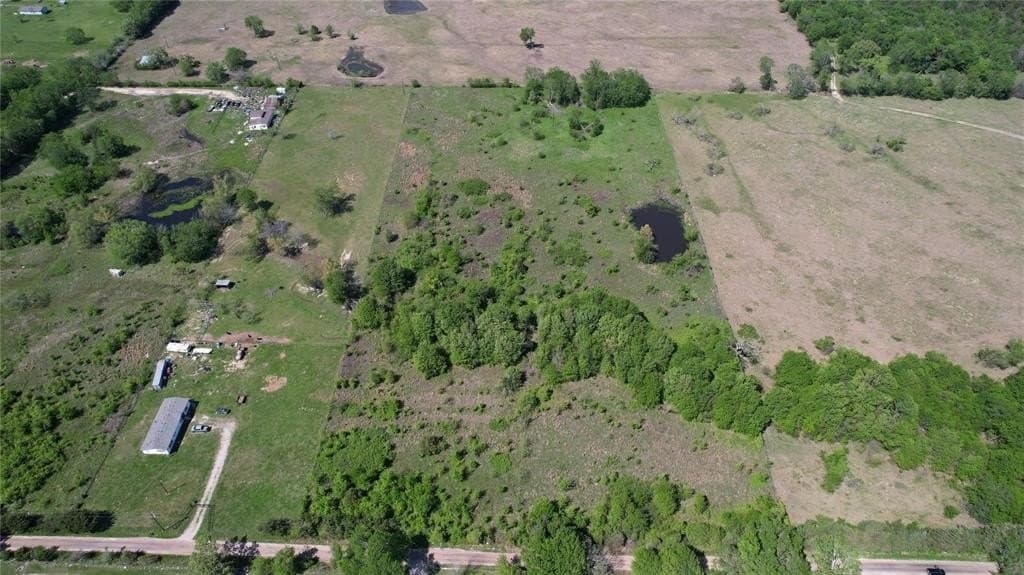 10.55 acres in Kaufman County - photo 5
