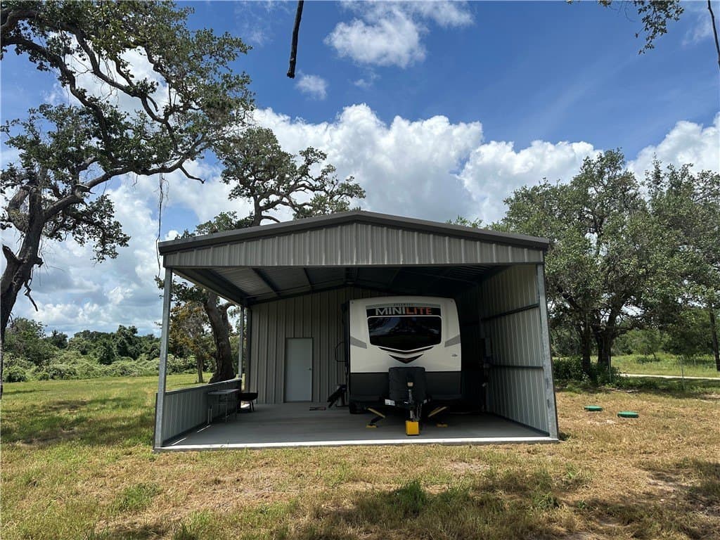 20.13 acres in Refugio County - photo 8