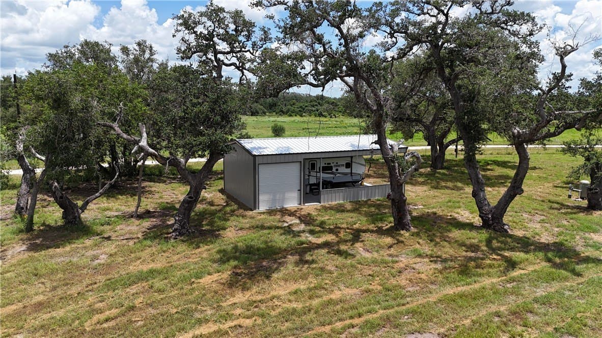 20.13 acres in Refugio County - photo 6