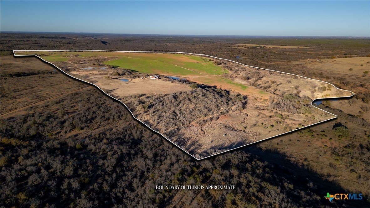 373.4 acres in San Saba County - photo 4