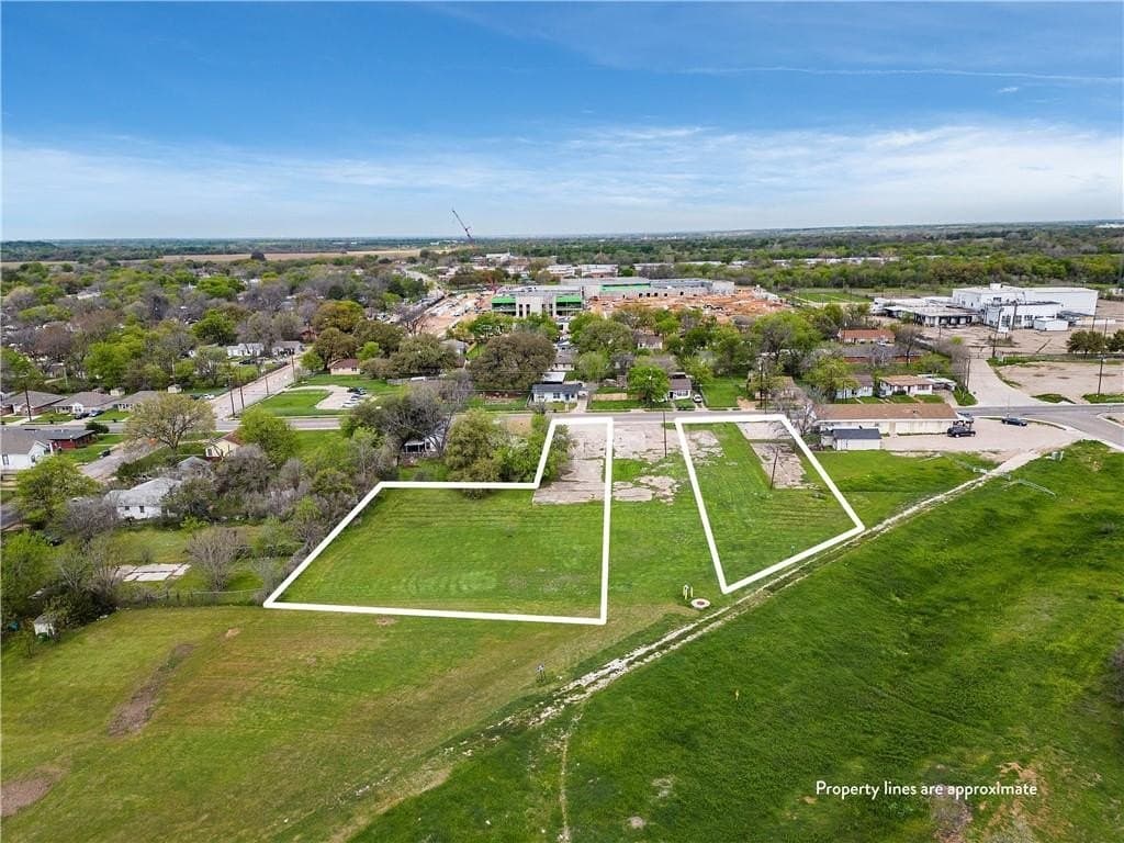 1.15 acres in McLennan County - photo 2