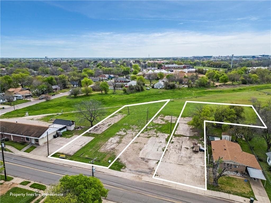 1.15 acres in McLennan County - photo 6