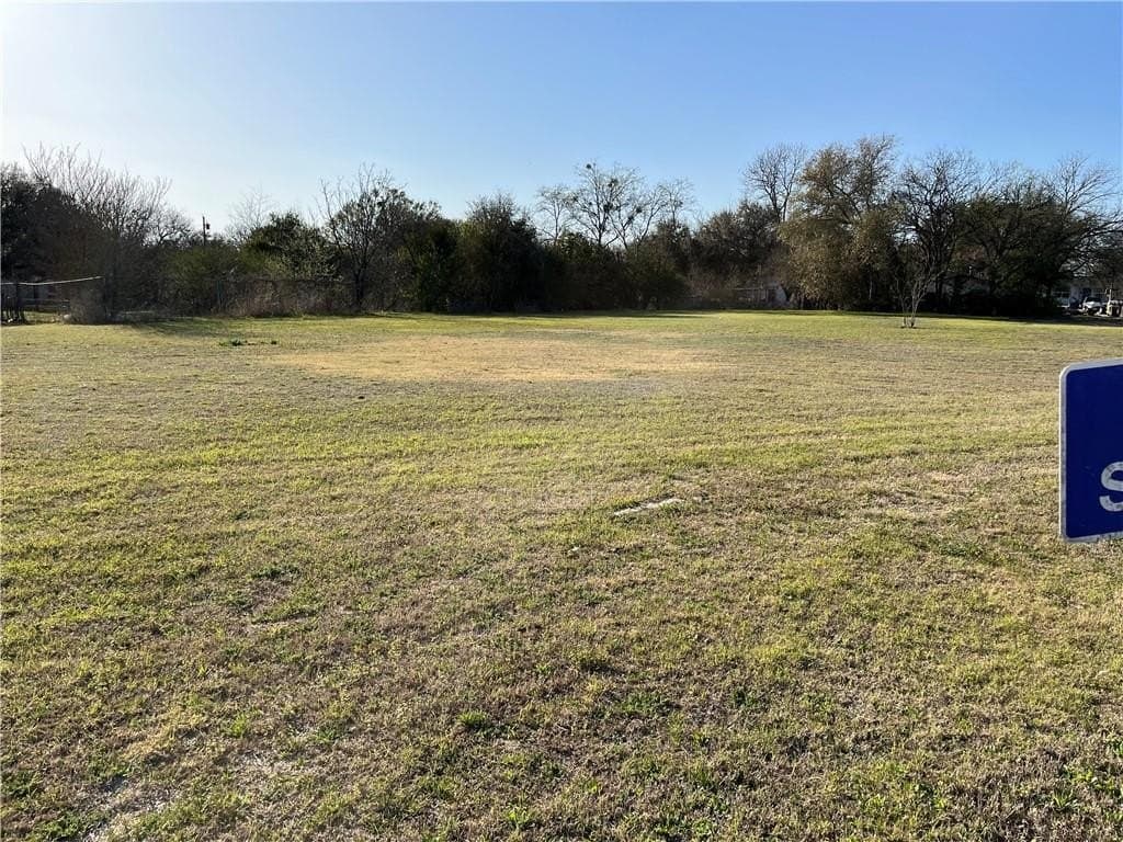 1.15 acres in McLennan County - photo 13