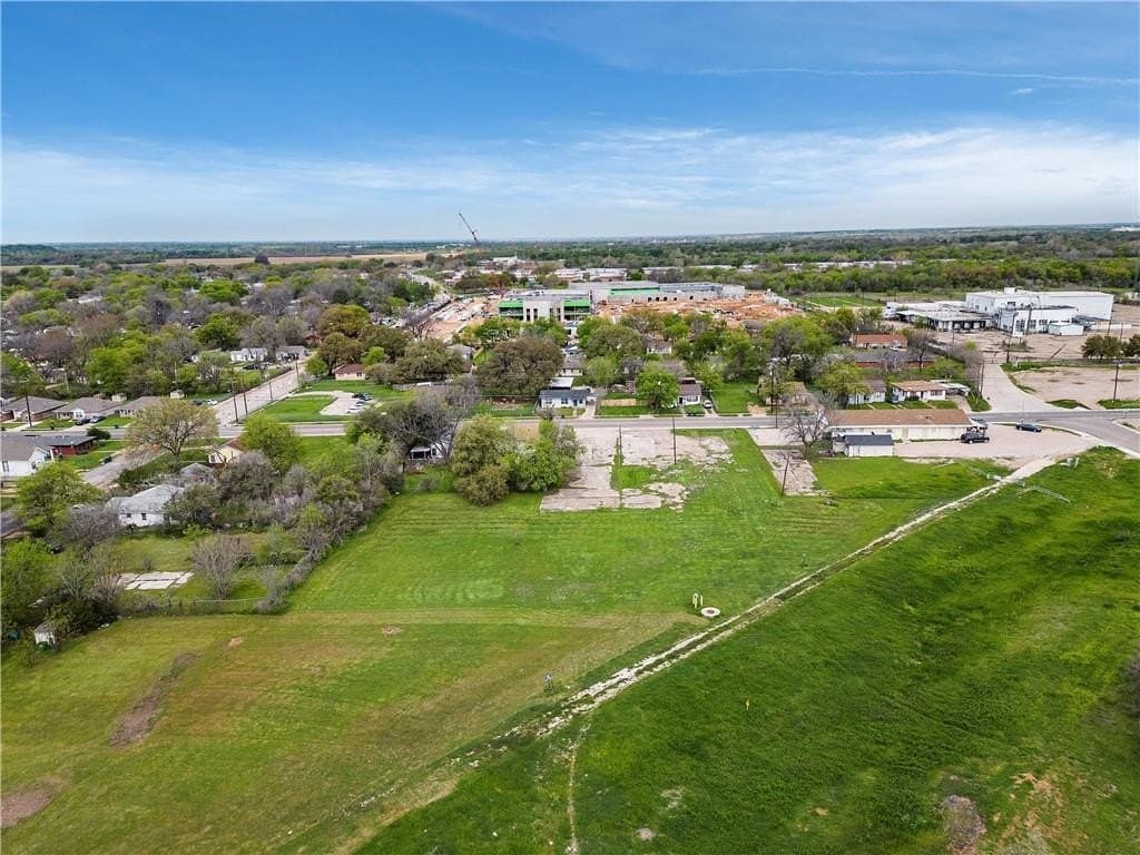 1.15 acres in McLennan County - photo 5