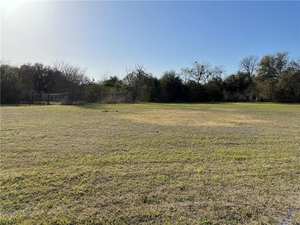1.15 acres in McLennan County - photo 11