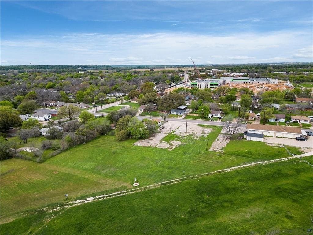 1.15 acres in McLennan County - photo 4