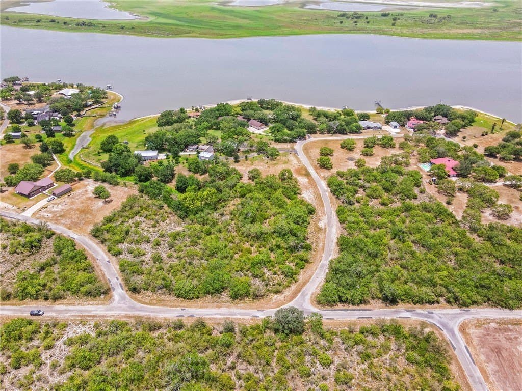 0.51 acres in Live Oak County - photo 7
