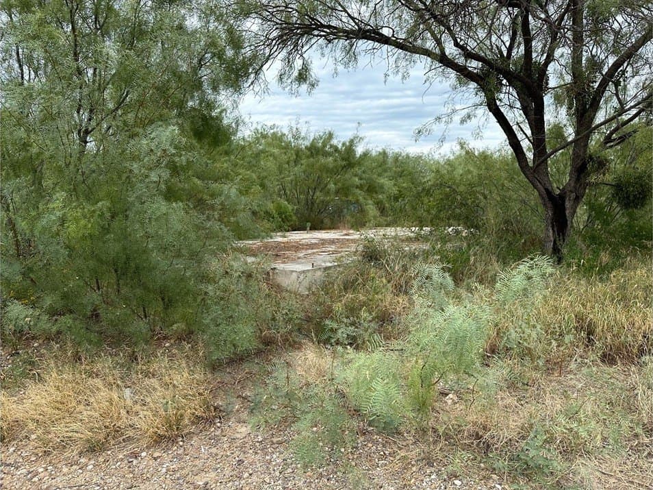 0.34 acres in Maverick County - photo 5