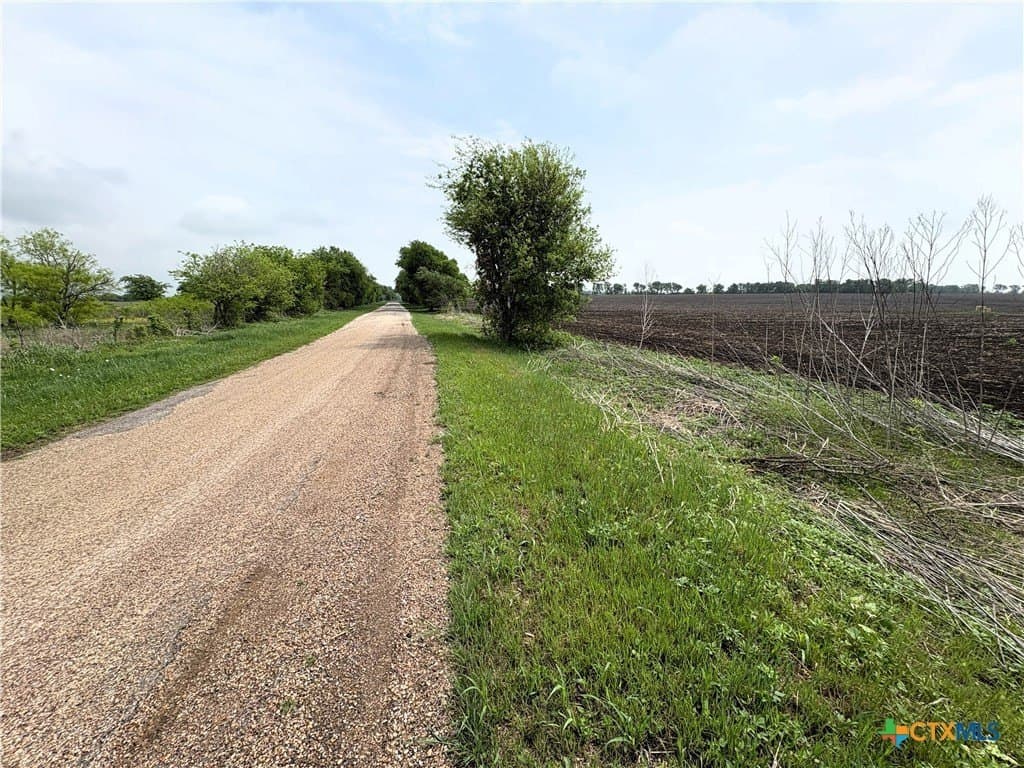 140 acres in Falls County - photo 11