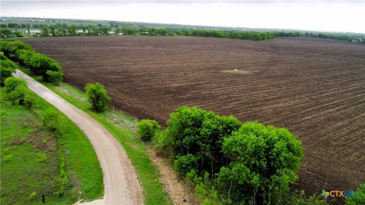 140 acres in Falls County - photo 4