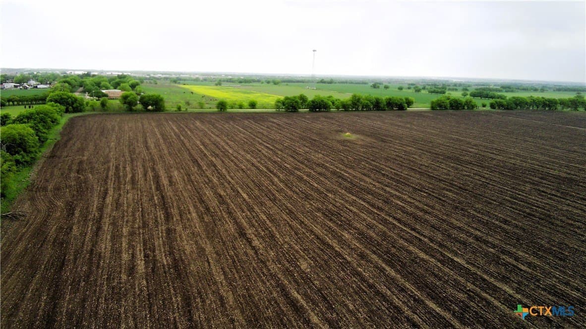 140 acres in Falls County - photo 6